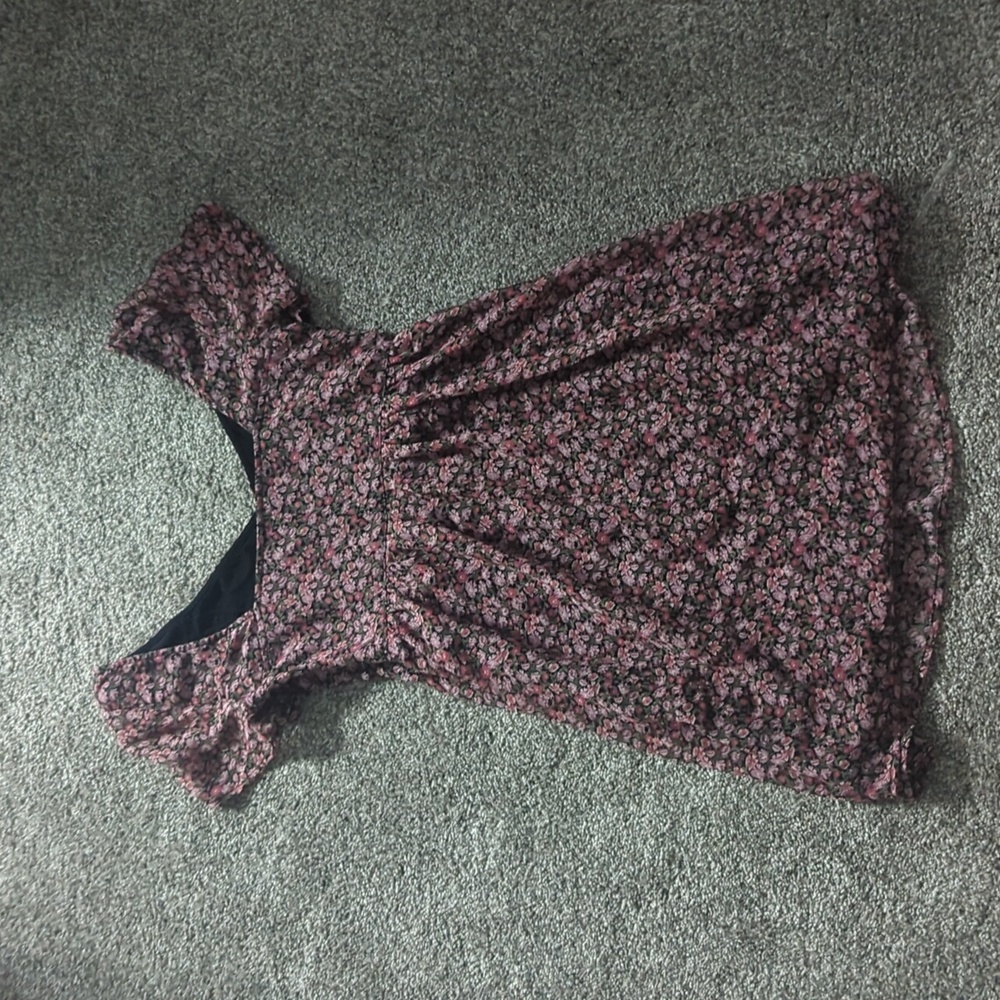 Small floral zip up dress